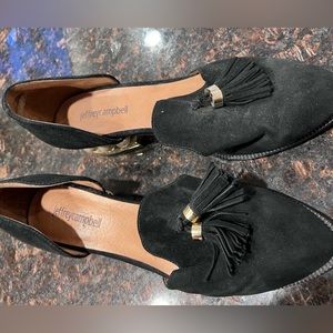 Jeffrey Campbell Suede and pearl flats women’s size 9